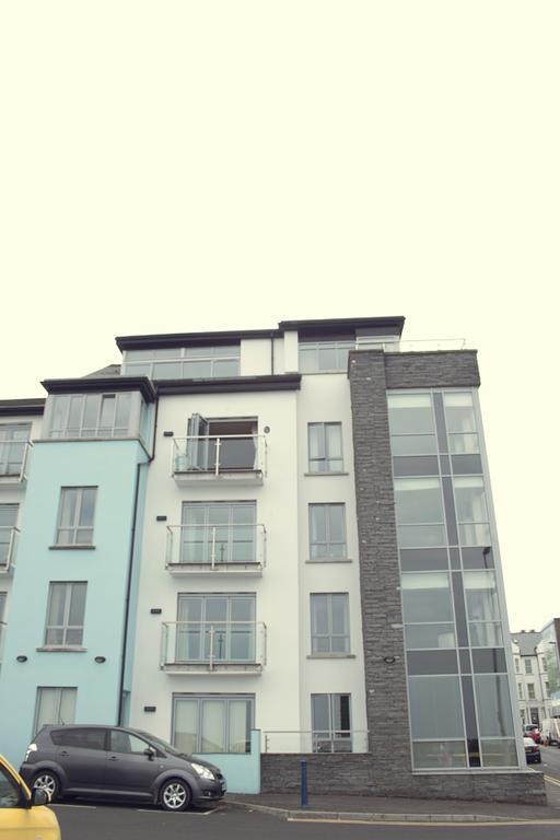 Apartament Blue Pool View Portrush Zewnętrze zdjęcie